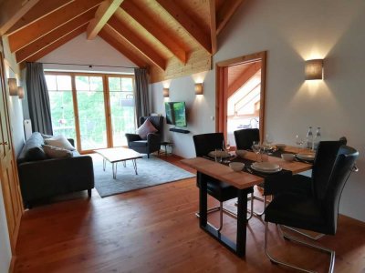 Großzügige 3-Zimmer Dachgeschosswohnung (95 qm) direkt am Wittensee, sofort beziehbar