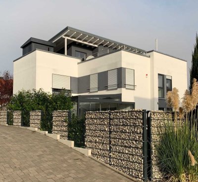 Einfamilienhaus m. ELW, Sauna, PV, Wintergarten, Wallbox