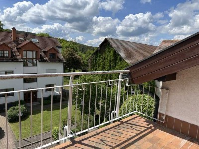 Wir ziehen ins Grüne - 3-Raum-Eigentumswohnung mit geräumigen Balkon und Stellplatz