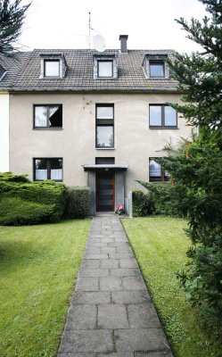 !! Höhenhaus - 75 qm-Wohnung in 3-Parteien-Haus!!