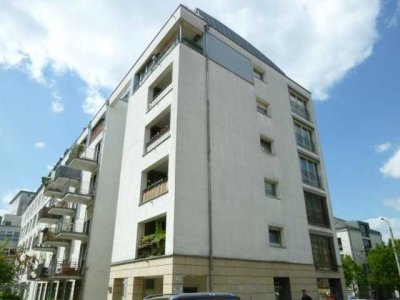 Wohnen im Herzen der Neustadt! helle 1-Raumwohnung mit EBK (wenn gewünscht)ruhigen Balkon/ Innenhof!