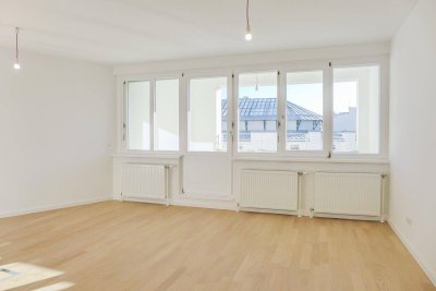 Erstbezug nach Generalsanierung - Helles Cityapartment mit Loggia - Hofruhelage - Nähe Schottentor