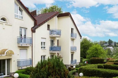 NEU: Außergewöhnliche 2,5-Zi.-Wohnung mit TG-Stellplatz + Blick ins Wiembachtal