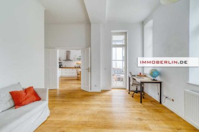 IMMOBERLIN.DE - Liebenswürdige Altbauwohnung mit Südwestbalkon & Lift nahe der erfrischenden Dahme