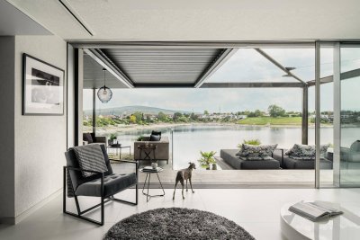 Architektonisches Seehaus mit privater Uferlinie – diskrete Luxusimmobilie in Ruhelage