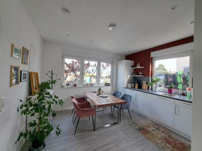 Stilvolle, neuwertige 2,5-Zimmer-Erdgeschosswohnung mit Einbauküche in Kornwestheim