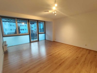 Helle 2-Zimmer Wohnung mit Balkon in Geretsried