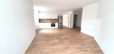 Helle 2-Zi-Whg mit tollem Schnitt und EBK - Stellplätze in Parkhaus