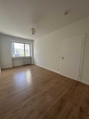 Frisch sanierte 2 Zimmer Wohnung zu vermieten