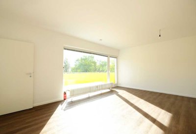 SONNIGES APARTMENT NAHE FU + GROSSE TERRASSE + GARTENNUTZUNG + WANNENBAD + EBK + PKW STELLPLATZ