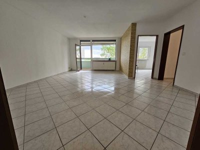 NEU sanierte 2 ZKB Wohnung + Abstellraum & Tiefgarage, Sauna – Feldblick in Heddesheim - WG geeignet