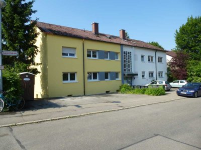 schöne 4-Zimmer-Wohnung mit Balkon, super Lage