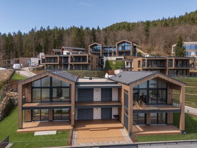 WOHNTRAUM AM SEE! - Bezugsfertige 2-Zimmer-Gartenwohnung mit eigenem Seezugang