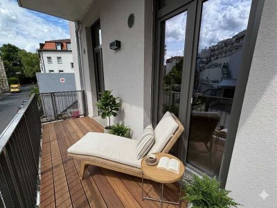 ERSTBEZUG! 4 Zimmer auf über 90 m² mit EBK + Balkon + zwei Bädern und mehr..!