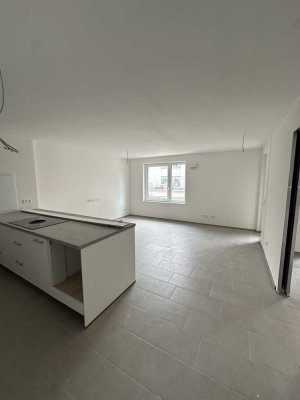 Erstbezug Neubau mit EBK und Balkon: schöne 2-Zimmer-Wohnung in Weinstadt