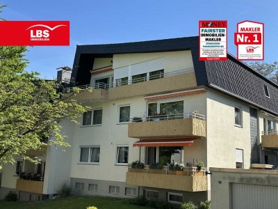 Zentral und ruhig gelegen: Geräumige Dachgeschosswohnung mit Ausblick...