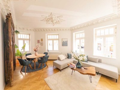 Wohnen auf Zeit: Möblierte Altbauwohnung in ruhiger Nebenstraße der Karli