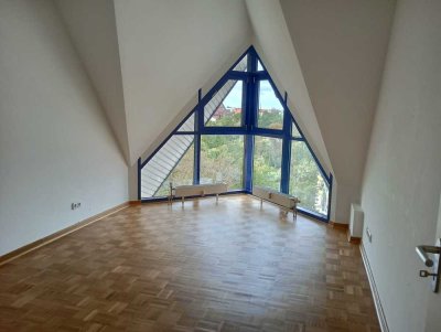 Exklusive 6-Zimmer Maisonette-Wohnung im 6. OG mit Balkon in Berlin-Wilmersdorf