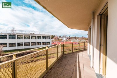 Alles was man sich wünscht – kostengünstige Heizung/“Kühlung“ über Erdwärme, PV-Anlage, weitläufige Grünflächen