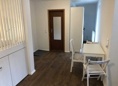 möblierte Wohnung mit Balkon Uni + Klinik (Waschmaschine)