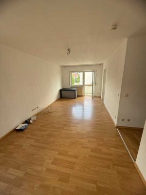Kapitalanlage oder Eigennutzung!!  1-Zimmerwohnung mit ca. 35 qm, Balkon und Garage zu verkaufen!!