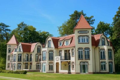 Exklusive Stadtvilla-Wohnung mit Balkon