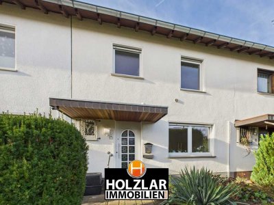 FAMILIENFREUNDLICHES REIHENMITTELHAUS - SOLIDE BASIS MIT MODERNISIERTEN DETAILS