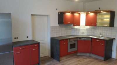 Do-Somborn 2,5 Zi, Einbauküche, neues Bad, kompl. reno.
