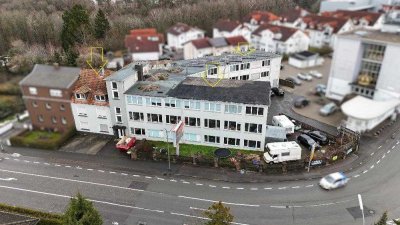 +++Ensemble aus 3-Familienhaus und Fabrikgebäude mit 3 weiteren Wohneinheiten, Ladengeschäft, Lag...
