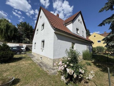 Schöne und provisionsfreie DHH in Top-Lage - Bezug sofort möglich!