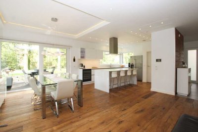 Hochwertige Architektenvilla mit stillvollem Design in privater Lage von Braunschweig!