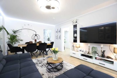 Hochwertig sanierte Wohnung mit Balkon!