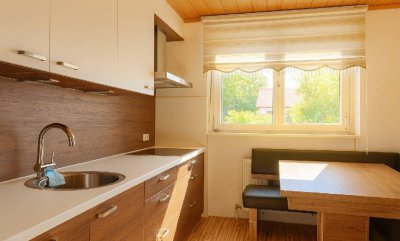Großzügige sanierte 4-Zimmer-Wohnung mit Garage – Bezugsfertig &amp; komfortabel