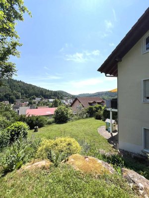 POCHERT IMMOBILIEN - Sehr schöne, gepflegte Doppelhaushälfte in Kaiserslautern-Mölschbach