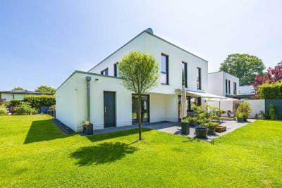 Luxuriös und Energieeffizient: Bauhaus-Klassiker in Privatstraße
