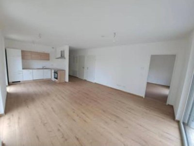 PRIVAT VHB! Neubauwohnung mit Balkon und Aufzug 3 Zimmer