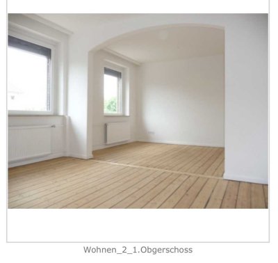 Preiswertes, geräumiges und gepflegtes 4-Zimmer-Reiheneckhaus mit Einbauküche in Meerbusch Büderich