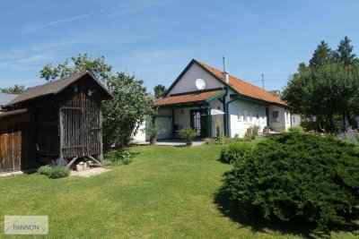 TOP GEPFLEGTER STRECKHOF MIT SCHÖNEM GARTEN