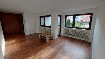 3-Zimmer Erdgeschosswohnung mit Balkon in Weiden-Rehbühl