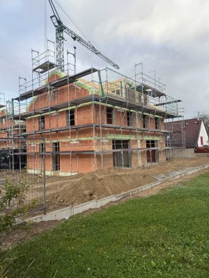 Rohbau fast fertig - NEUBAU DHH mit WÄRMEPUMPE in Zornheim**schlüsselfertig ** 244,48 qm Grundst.