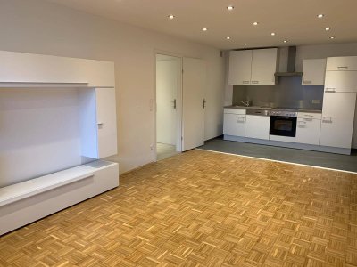 Privat &amp; Provisionsfrei - Helle-2-Zimmer-Neubaueigentumswohnung (komplett saniert 2019)
