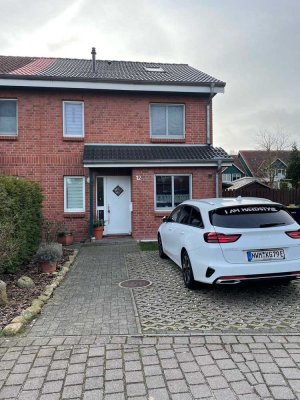 Gepflegtes Reihenendhaus mit Garten