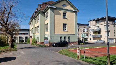 Stilvolle, modernisierte 4-Zimmer-Erdgeschosswohnung in Fulda