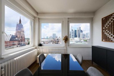 Exklusive möblierte 2-Zimmer-Wohnung mit Panoramablick über die Skyline