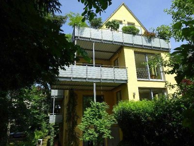 Ostviertel, moderne 3-Zimmer Wohnung mit  Terrasse in Göttingen