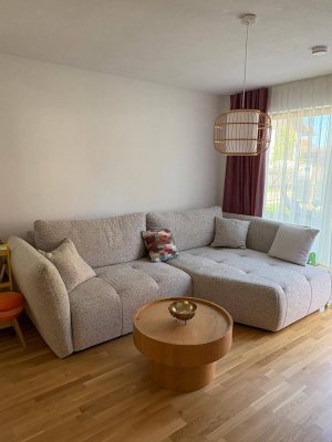 Mit Zustimmung des Eigentümers bieten wir die Wohnungseinrichtung zum Verkauf an.