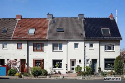 Reihenmittelhaus, Garten und Garage