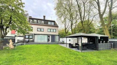 Attraktives, modernisiertes MFH mit Garten und Garage in Oberhausen-Borbeck