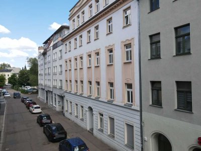 Eigennutzer aufgepasst! Zentrale 2 Raum Wohnung mit Terrasse!