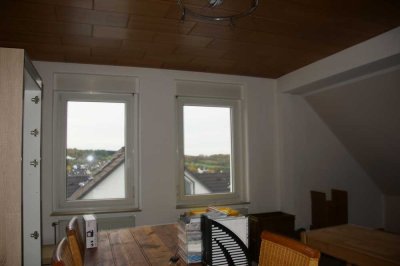 Charmante 2-Zimmer Dachgeschosswohnung in Ennepetal, voll renoviert